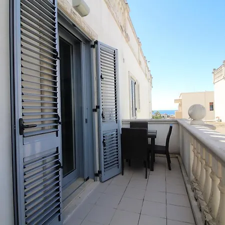 Italia Apartment