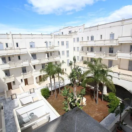 Italia Apartment *