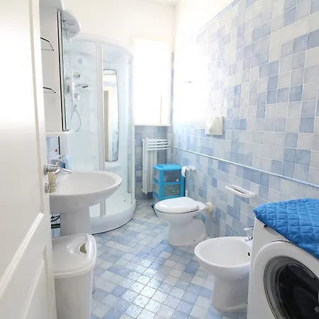 Apartment Italia *